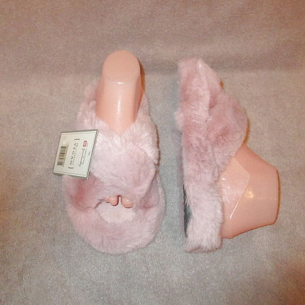 Pink Faux Fur Comfort Slippers Size 9.5 40 Slip On Slide Cozy Soft Girl Boho NWT